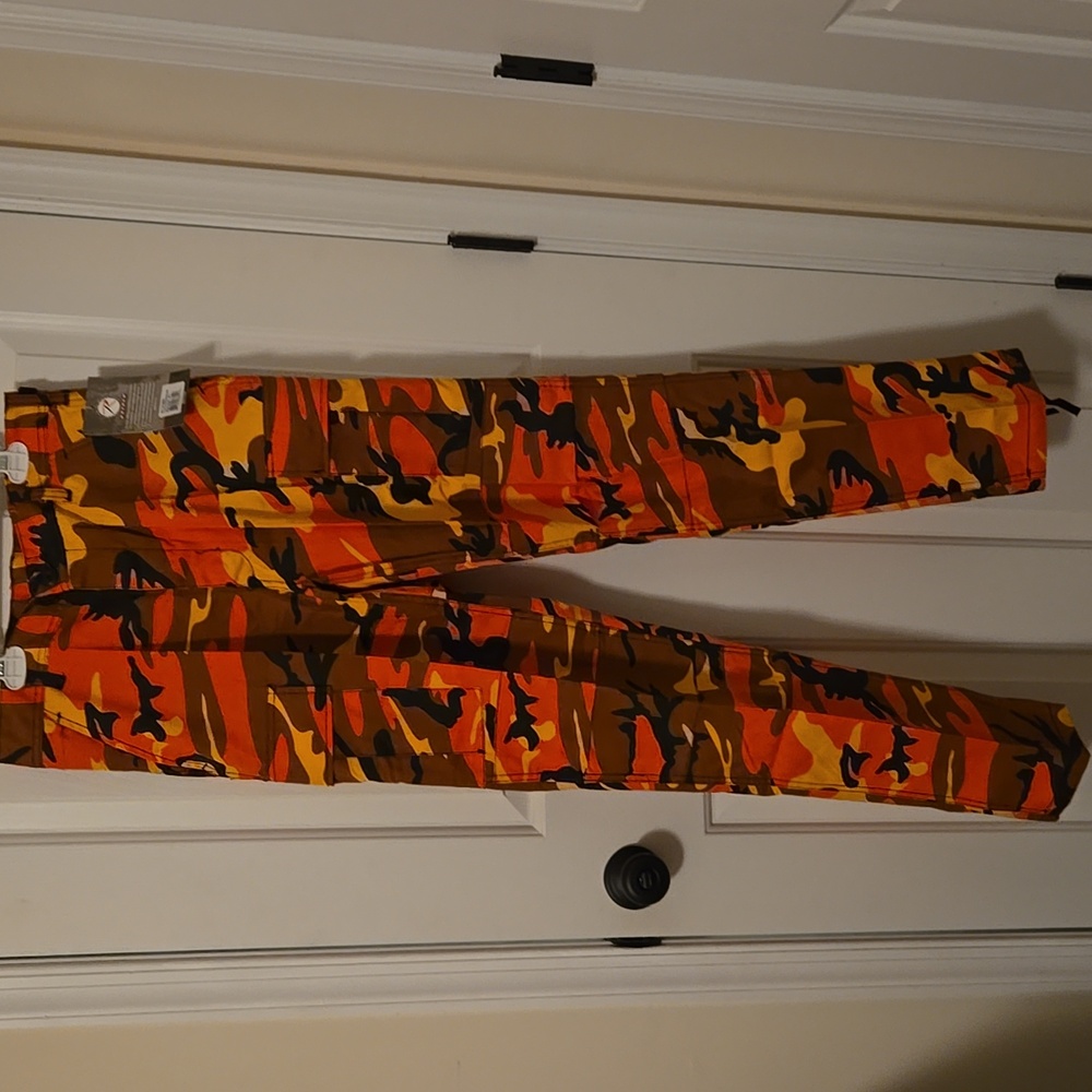 Rothco Battle Dress Savage Orange Camo Pants Size Small